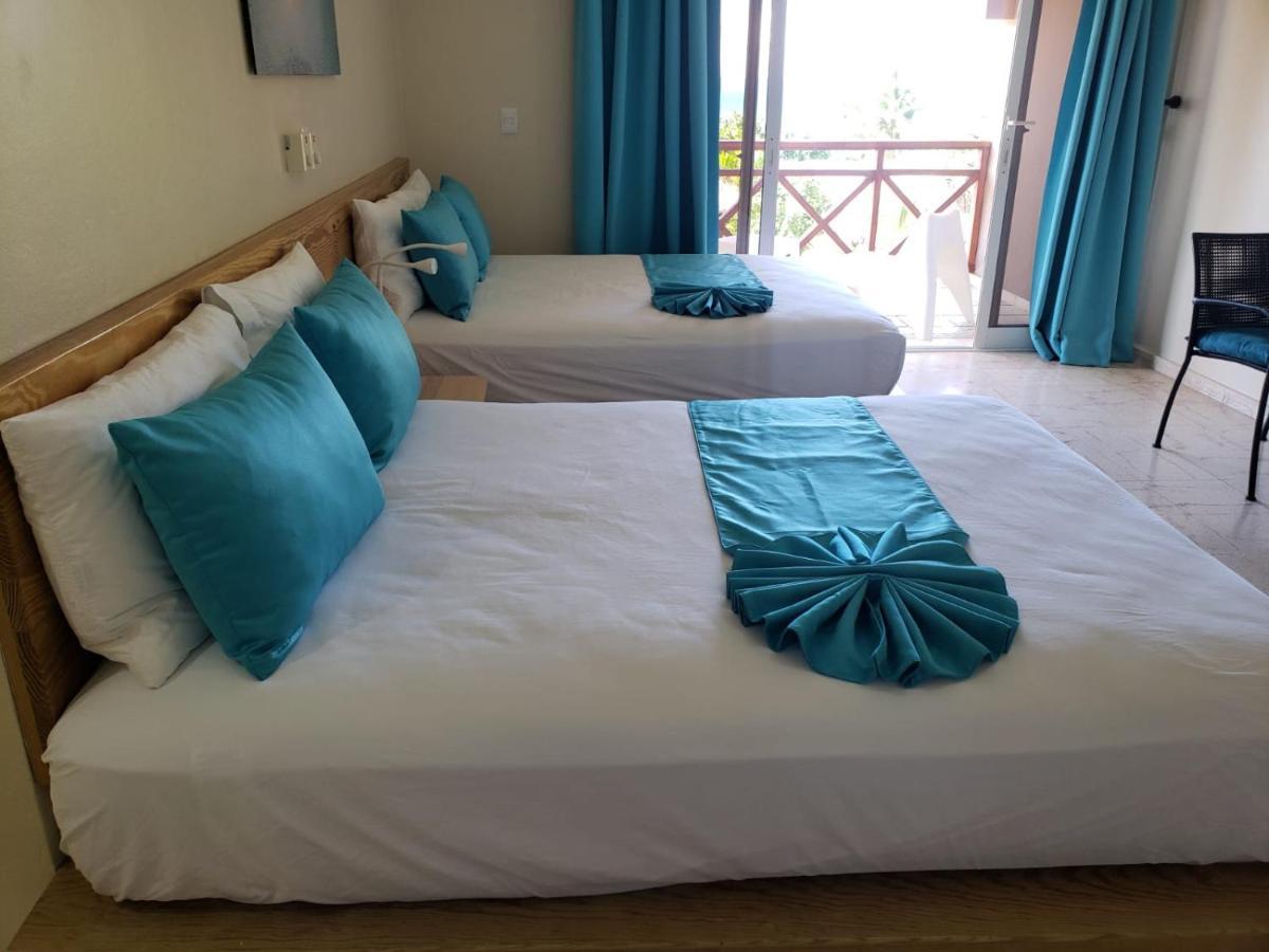 Paradise Island Beach Resort 푼타 루시아 외부 사진