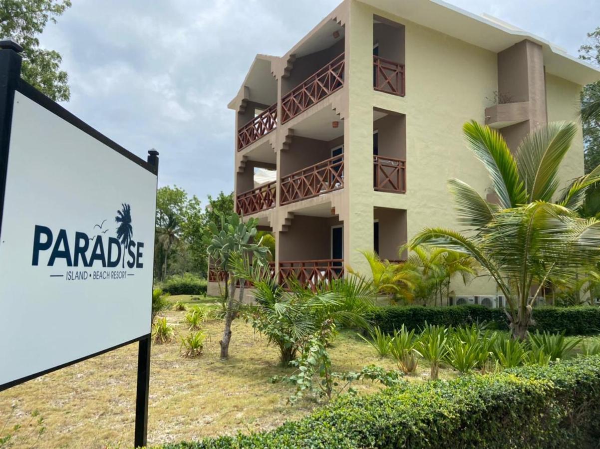 Paradise Island Beach Resort 푼타 루시아 외부 사진