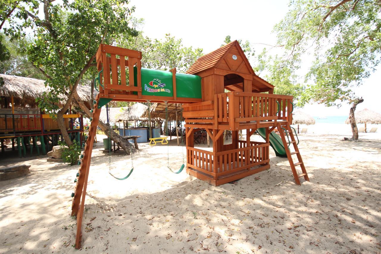 Paradise Island Beach Resort 푼타 루시아 외부 사진